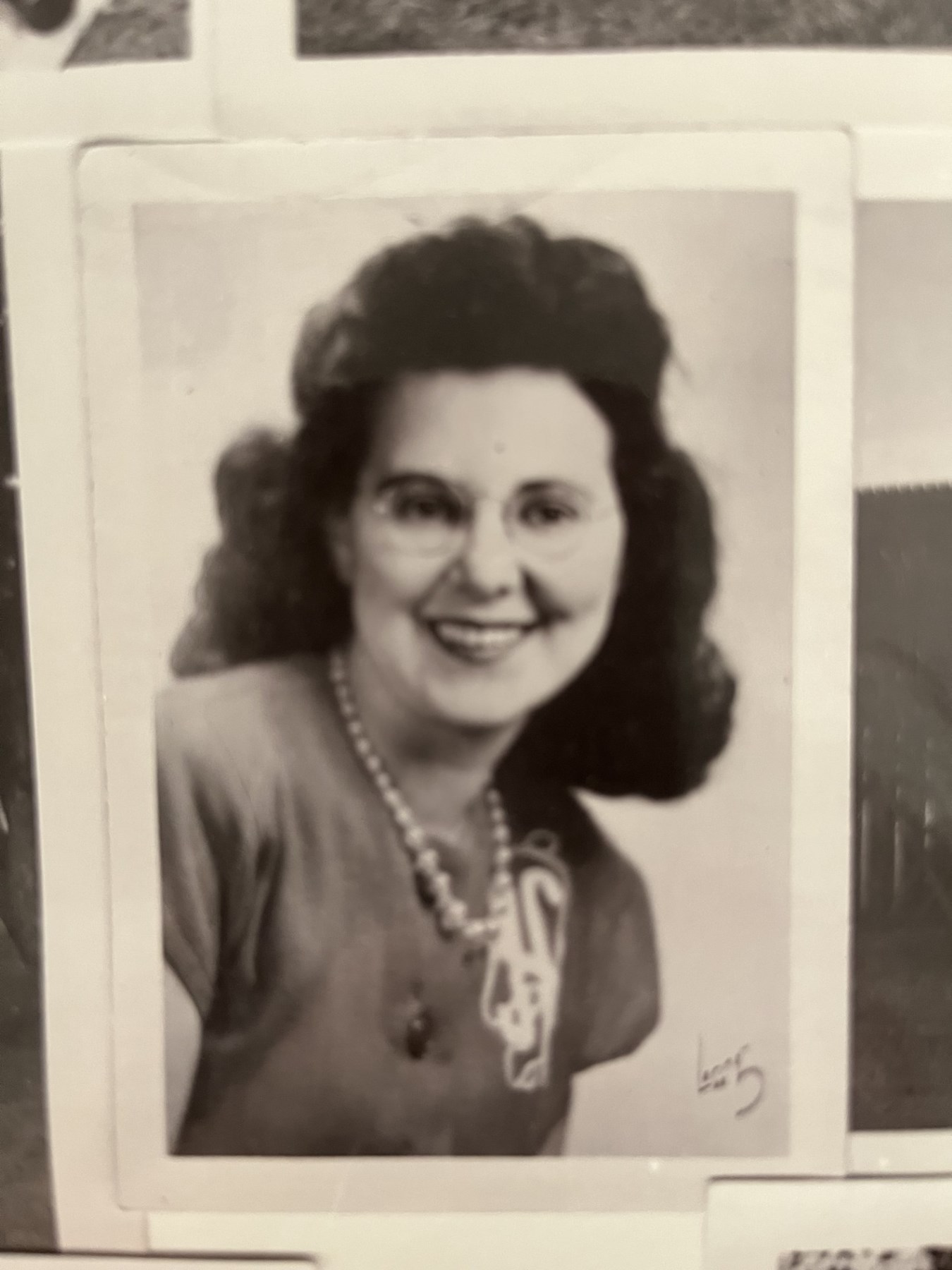 Obituary of Helen M. Miller