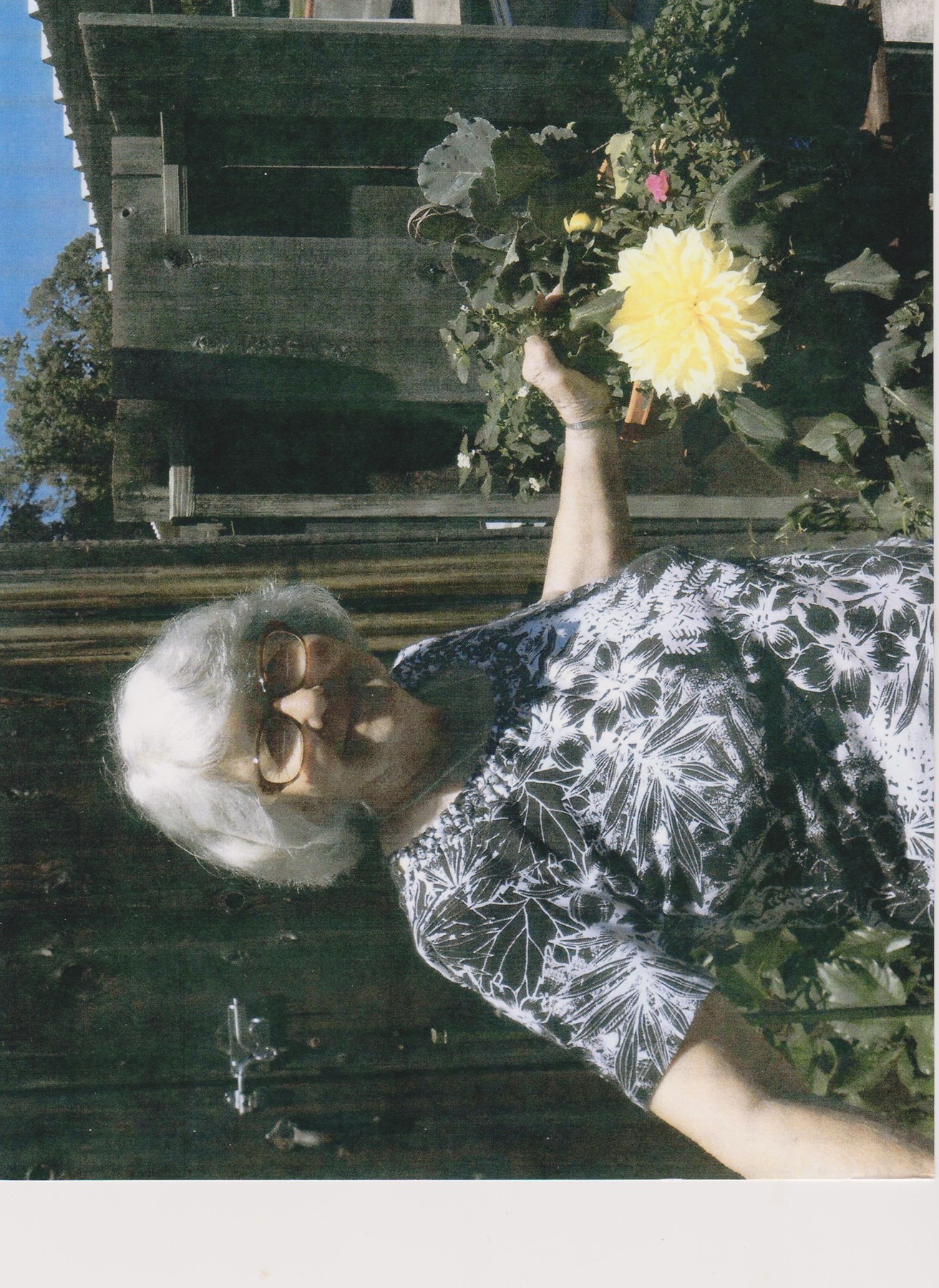 Obituary of Gladys Louise Franks Outlaw