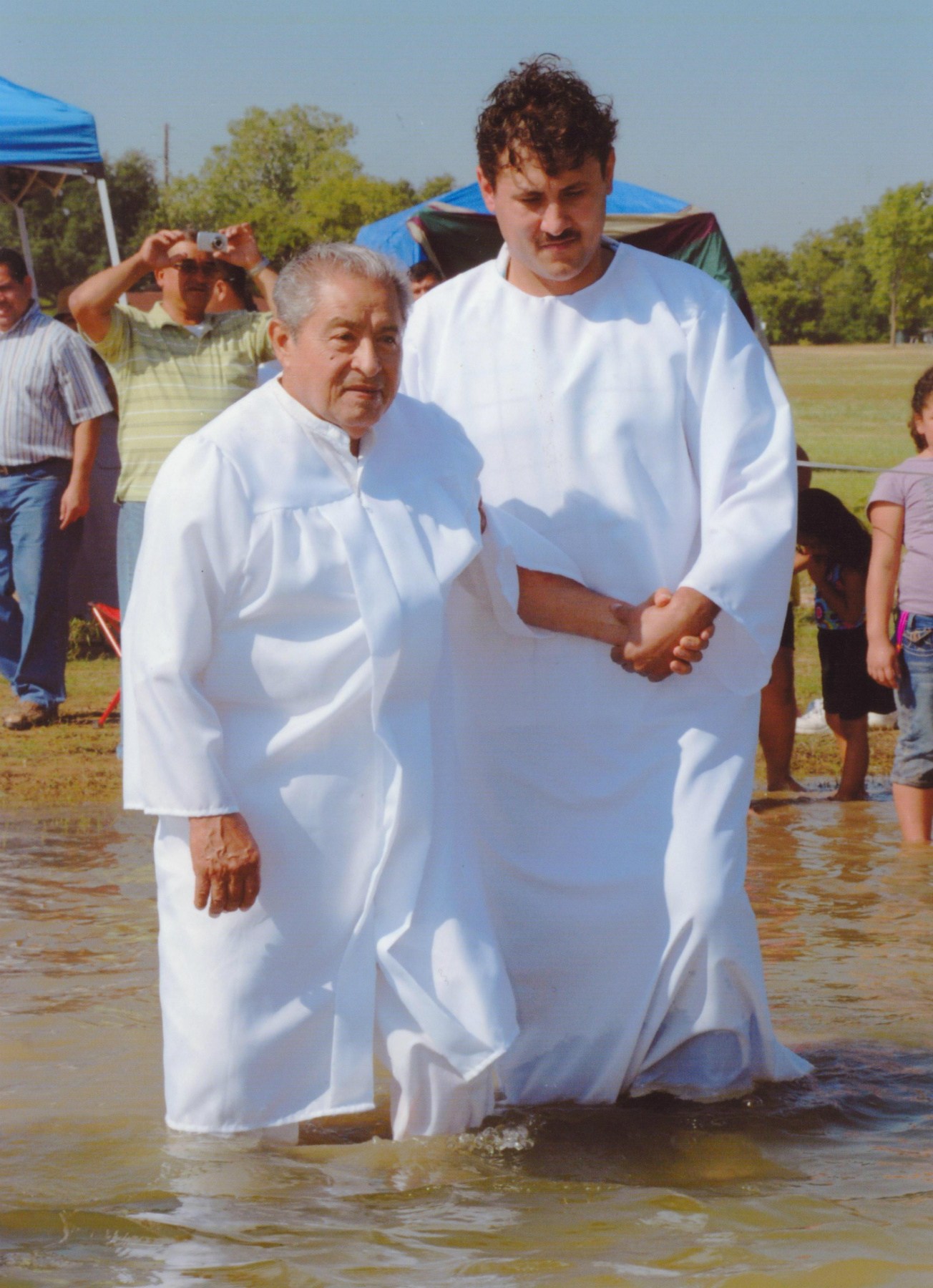 Obituary of Efrain Abelardo Pacheco