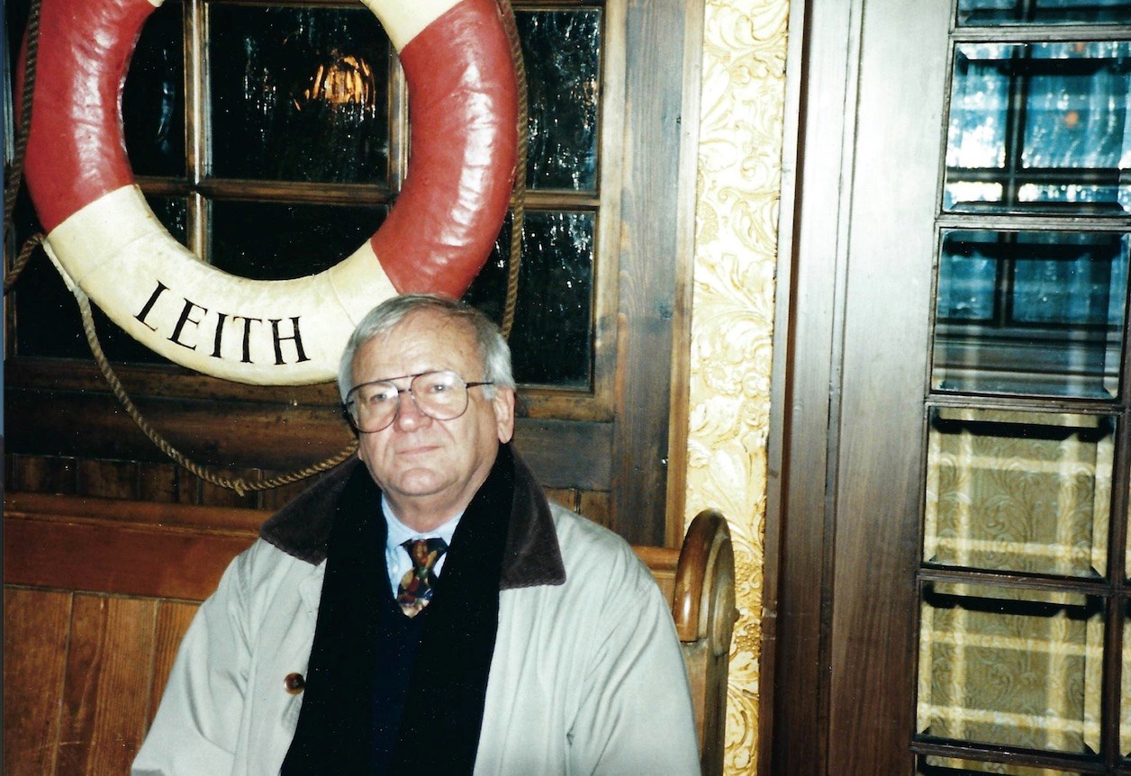 Obituary of Charles Roger Tate Jr.