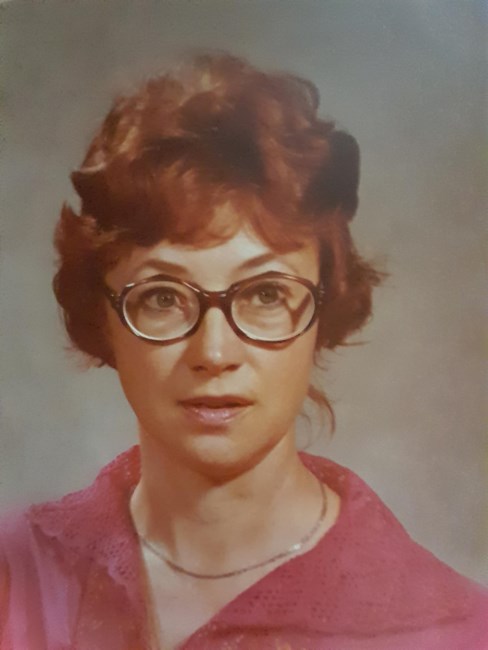 Obituary of Ms. Phyllis Holly