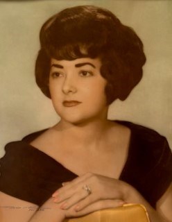 Obituary of Oralia D. Fernandez