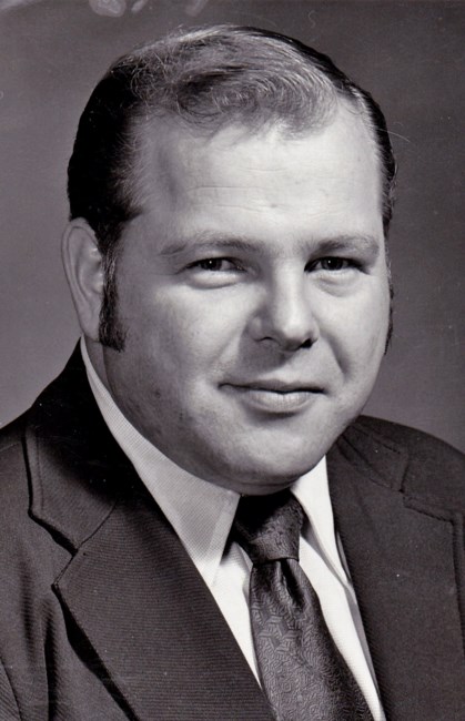 Obituary of Roger Elwood Hall