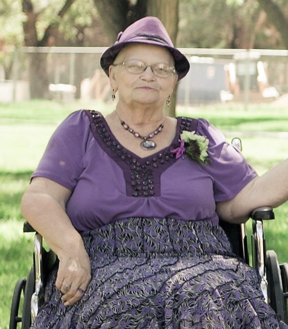 Obituary of Helen Little