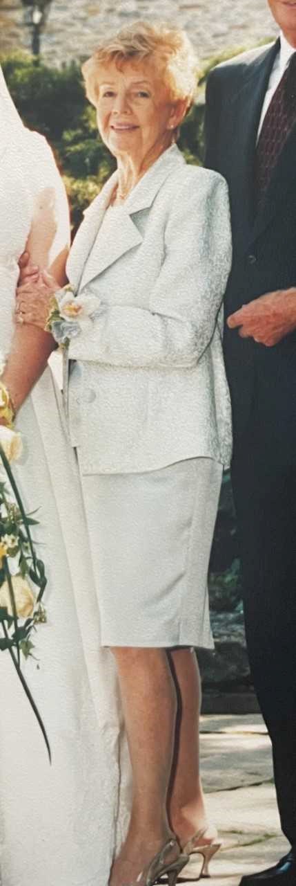 Obituary of Lois Eileen Hill