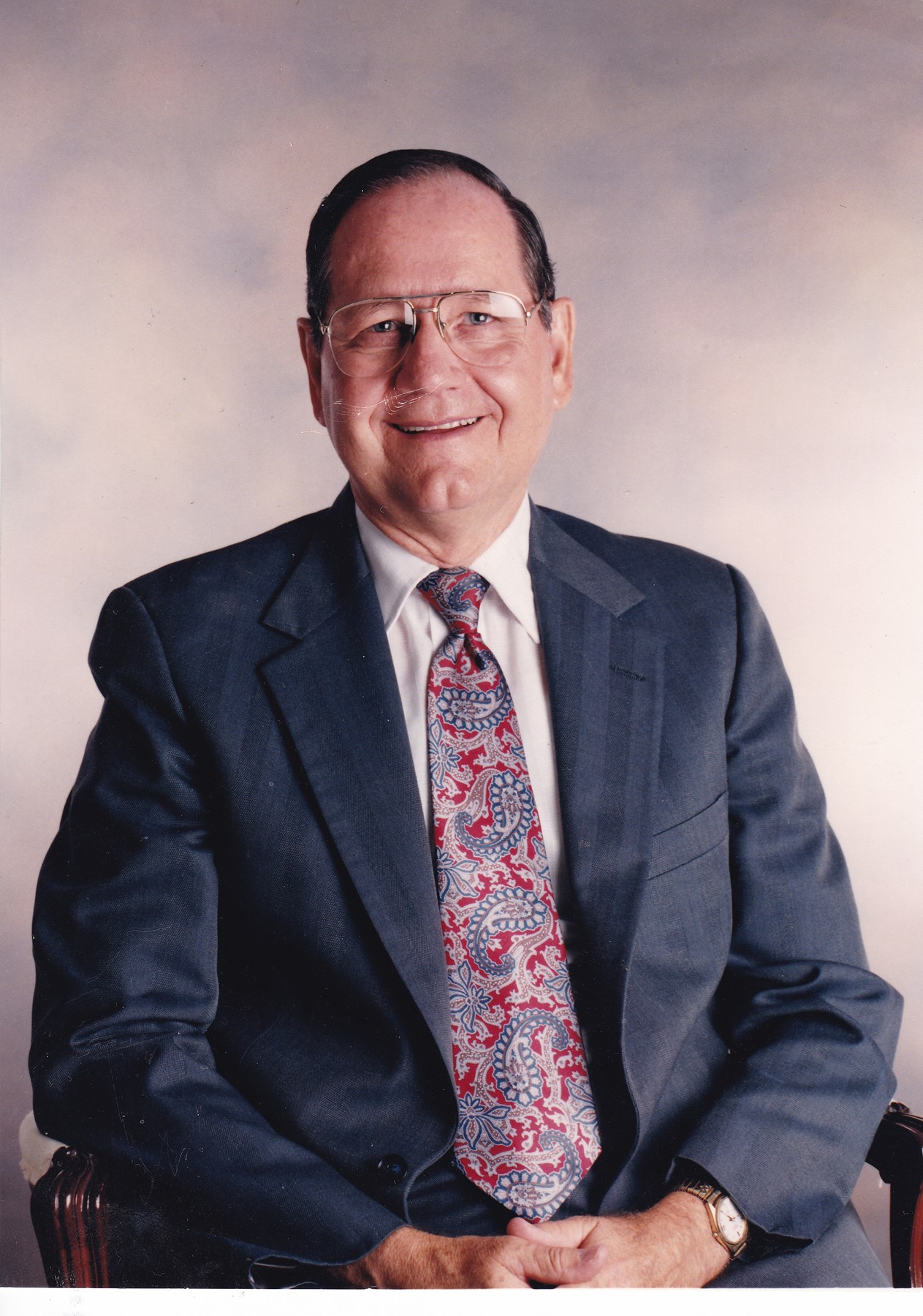 Obituary of Max E Smith