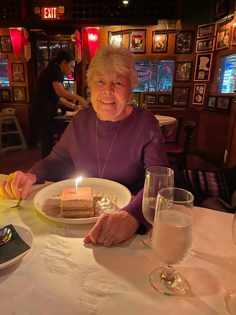 Obituary of Isabel Lluria